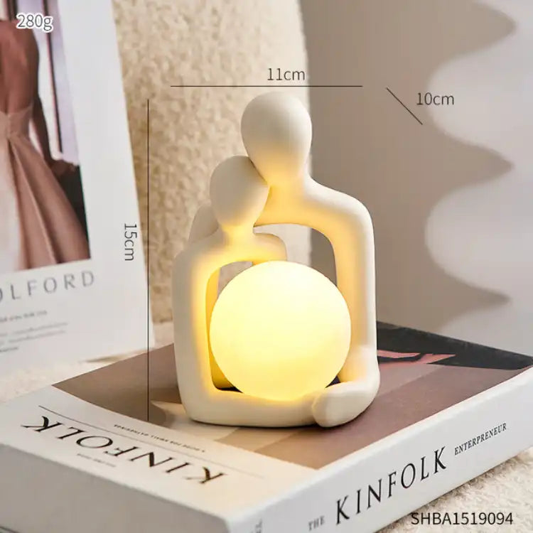 Couple Statue Table Lamp